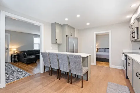 4 Geneva Street Manchester NH 03102