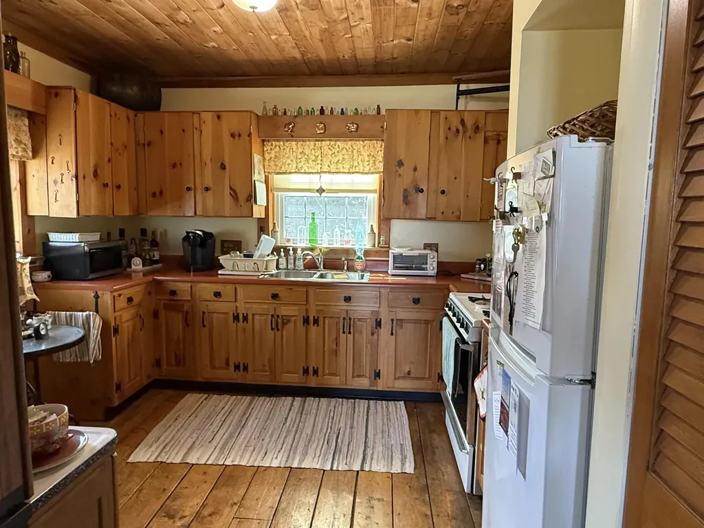 137 Grover Road Springfield VT 05156