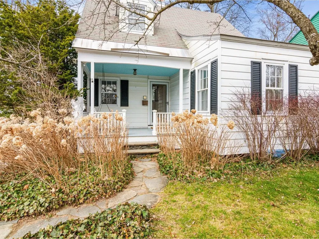 16 White Place South Burlington VT 05401