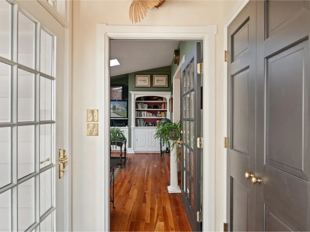 16 White Place South Burlington VT 05401