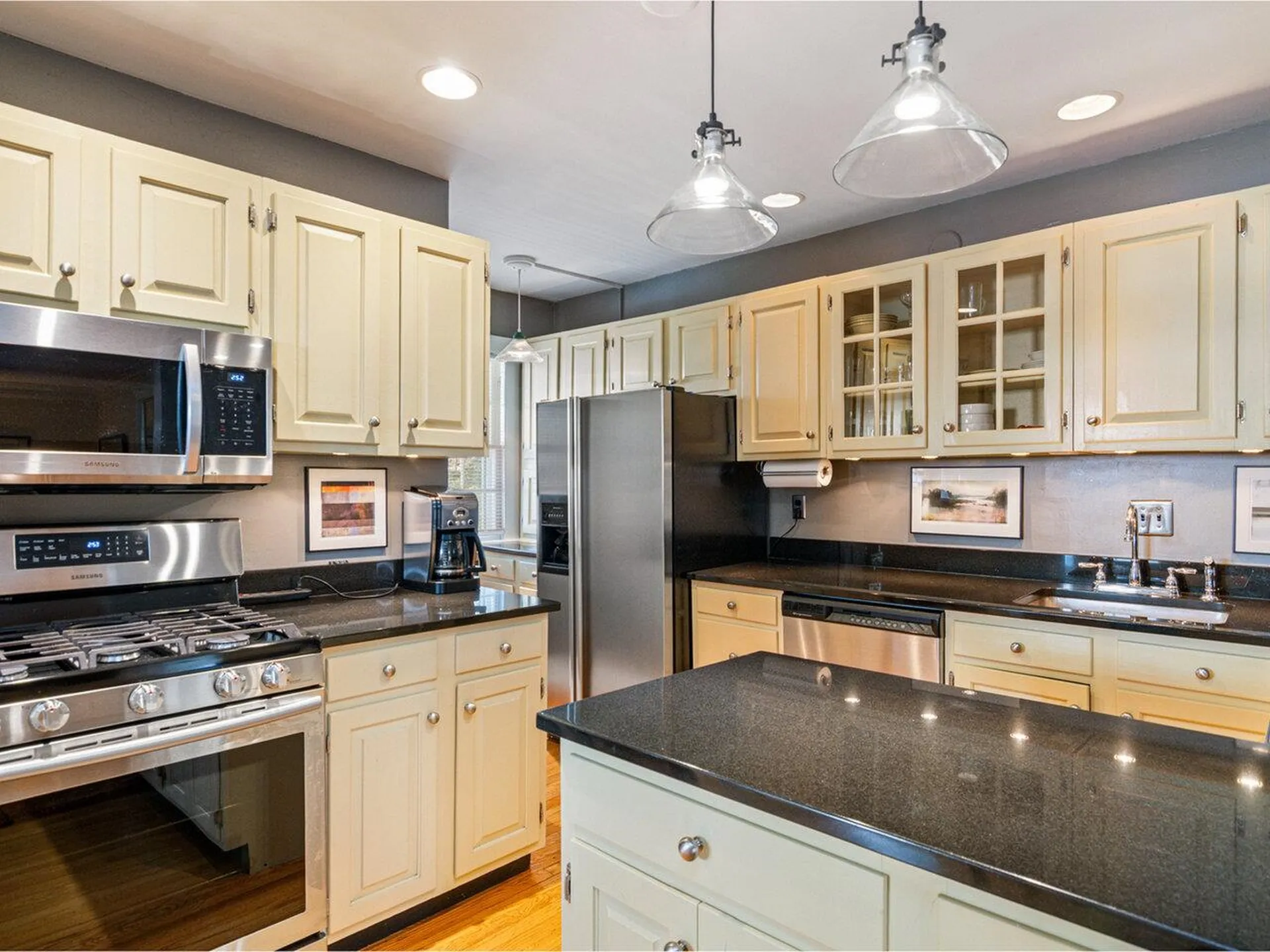 16 White Place South Burlington VT 05401