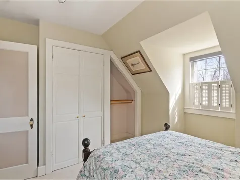 16 White Place South Burlington VT 05401