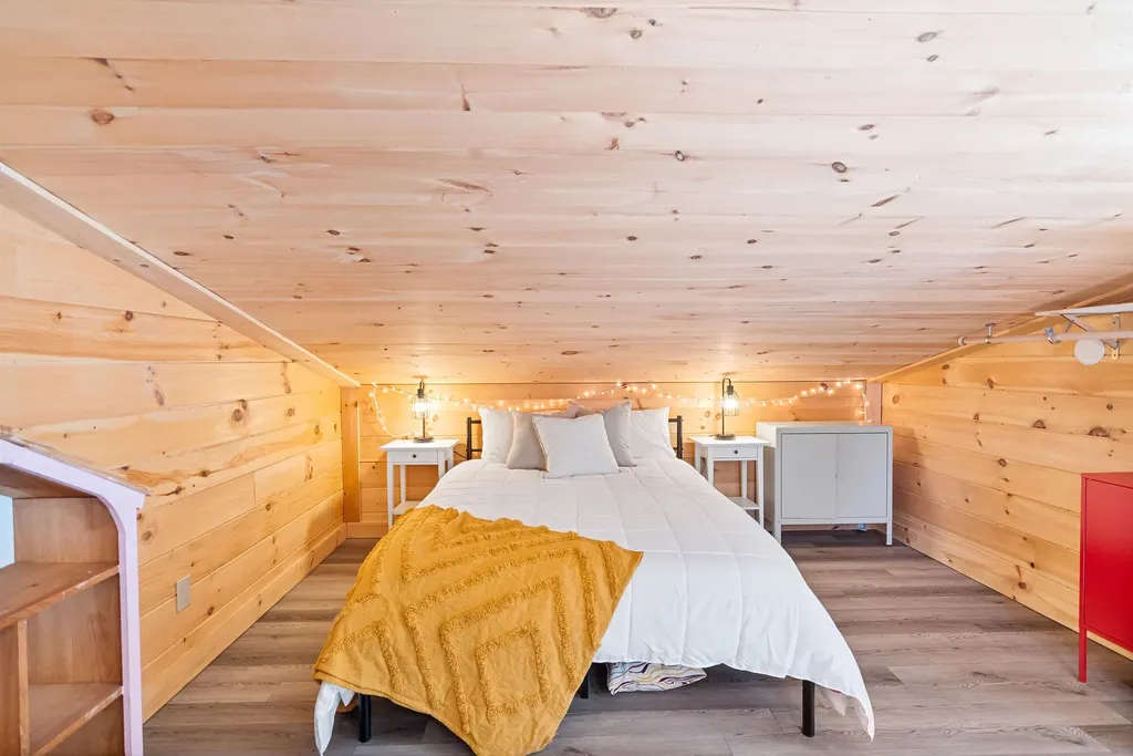 362 Vt Route 15 Hardwick VT 05843