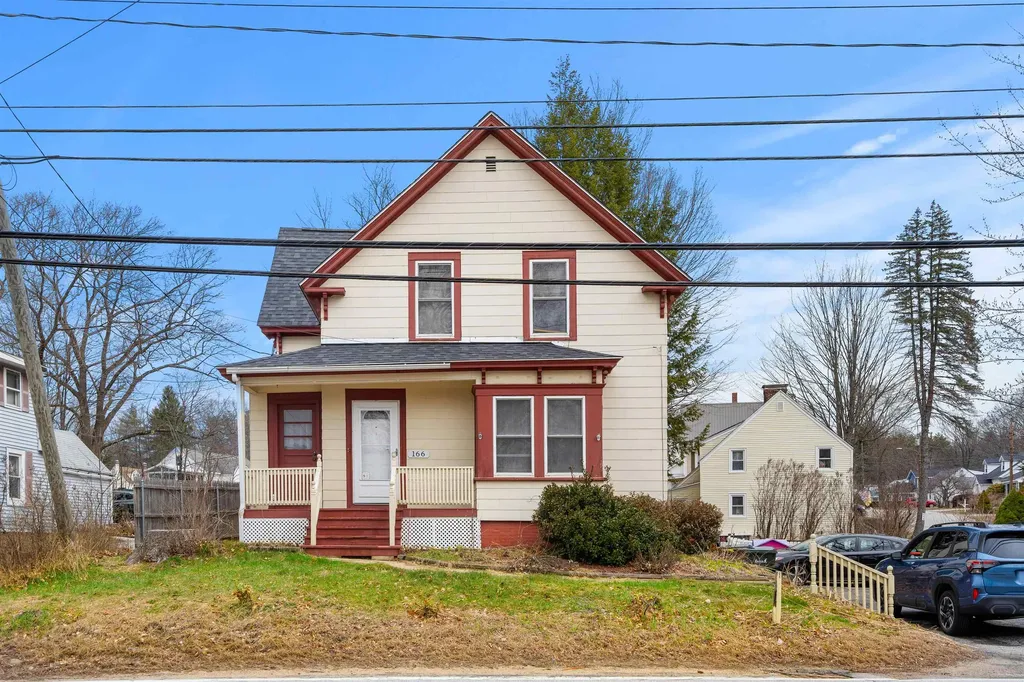 166 Gilford Avenue Laconia NH 03246