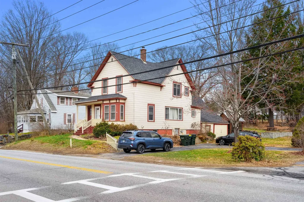 166 Gilford Avenue Laconia NH 03246