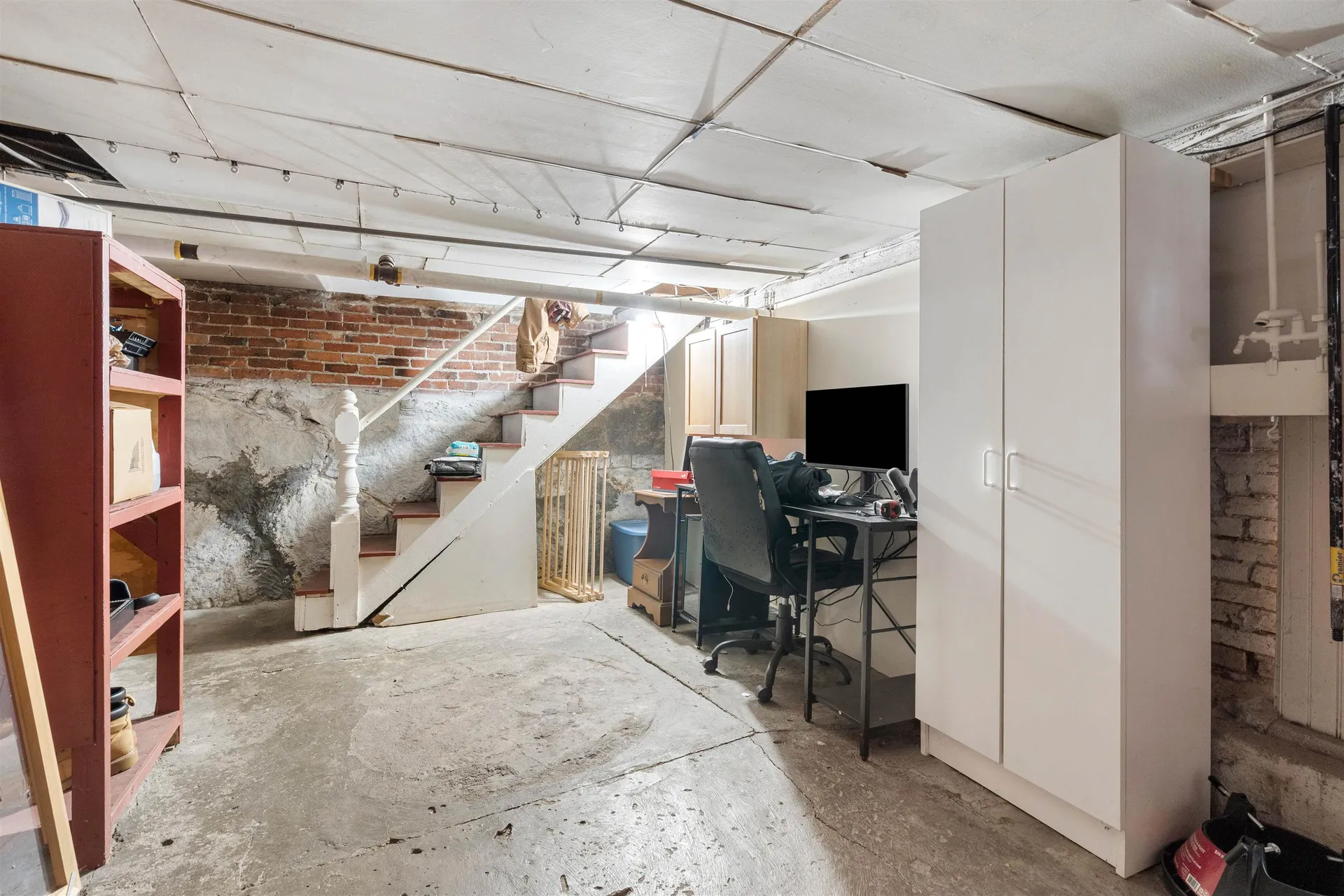 166 Gilford Avenue Laconia NH 03246