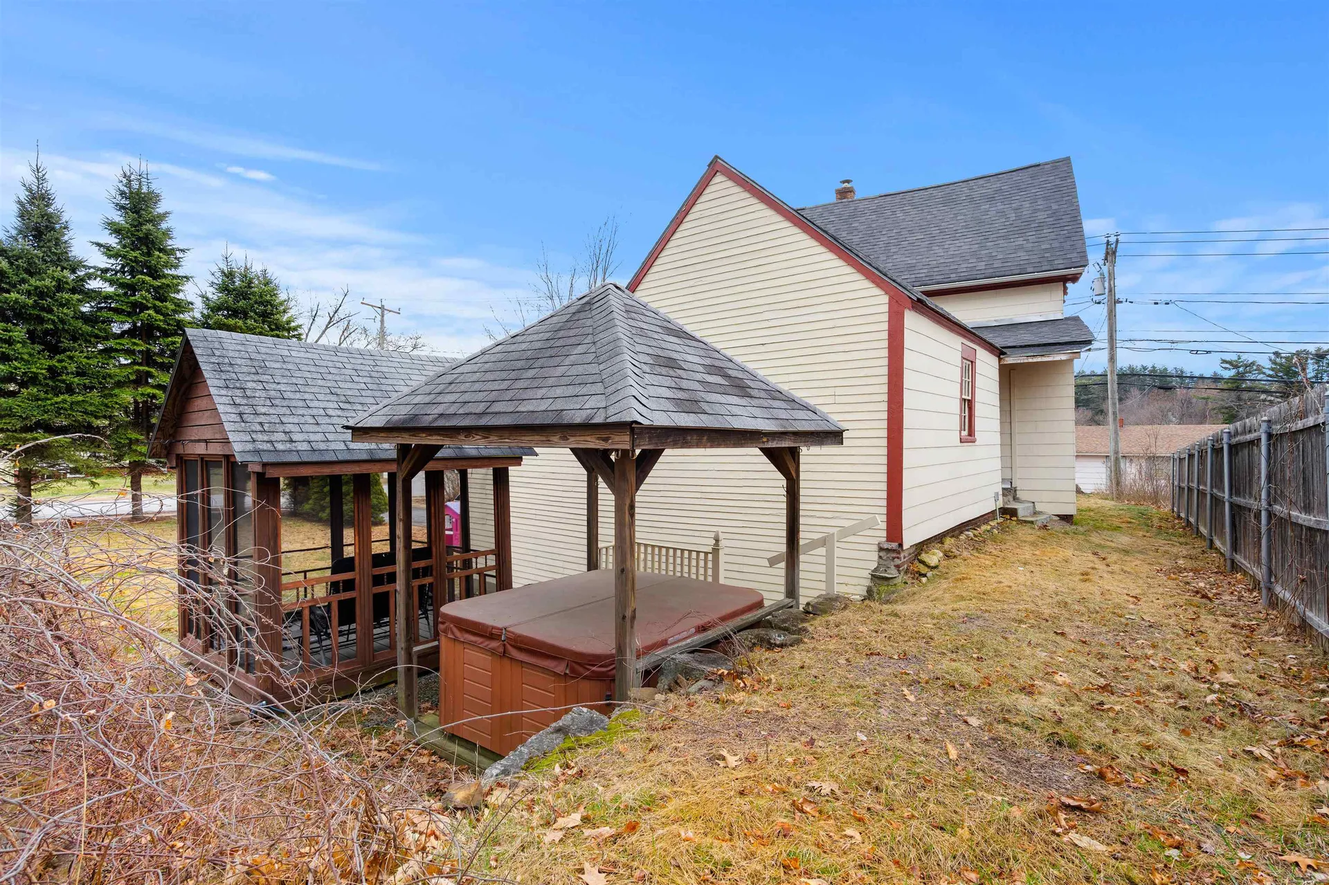 166 Gilford Avenue Laconia NH 03246