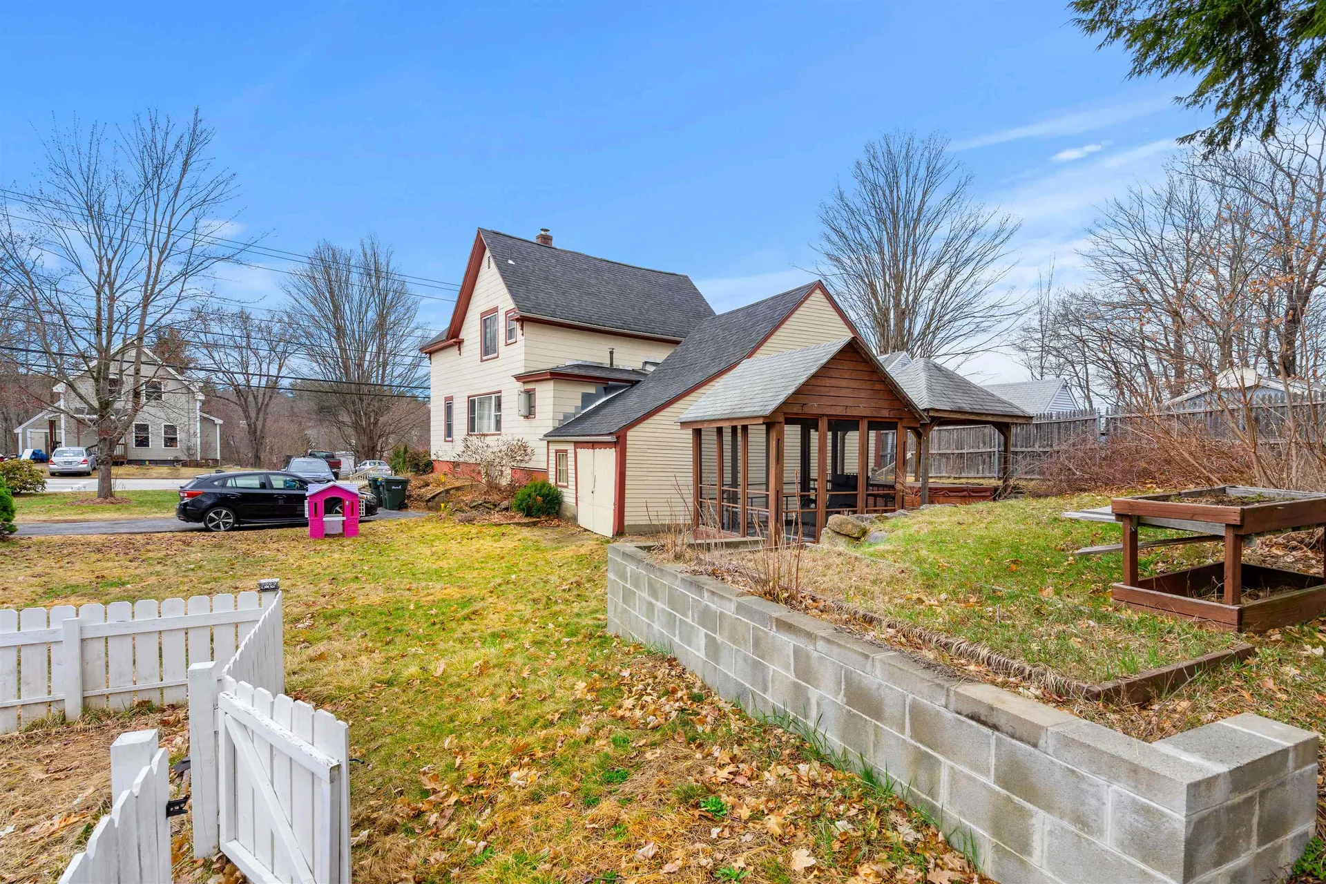 166 Gilford Avenue Laconia NH 03246