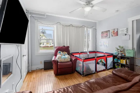 166 Gilford Avenue Laconia NH 03246