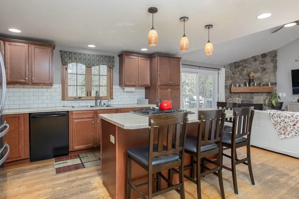 13 Jonathan Lane Bow NH 03304