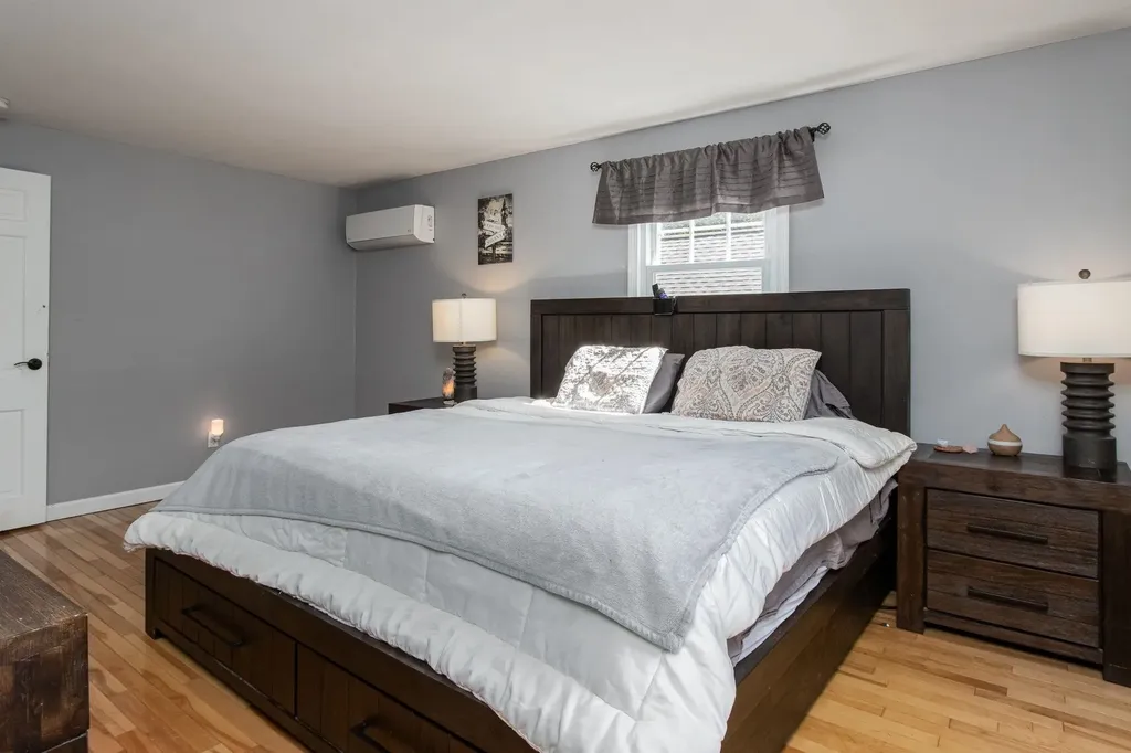 13 Jonathan Lane Bow NH 03304