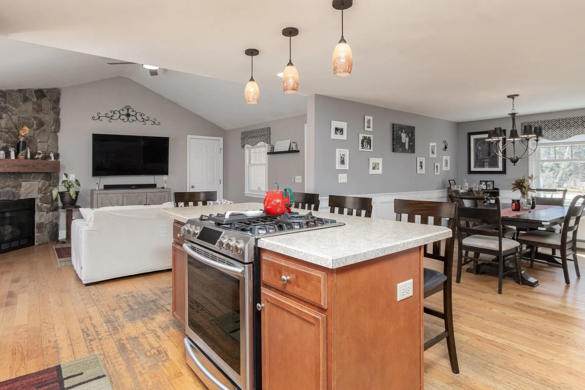 13 Jonathan Lane Bow NH 03304