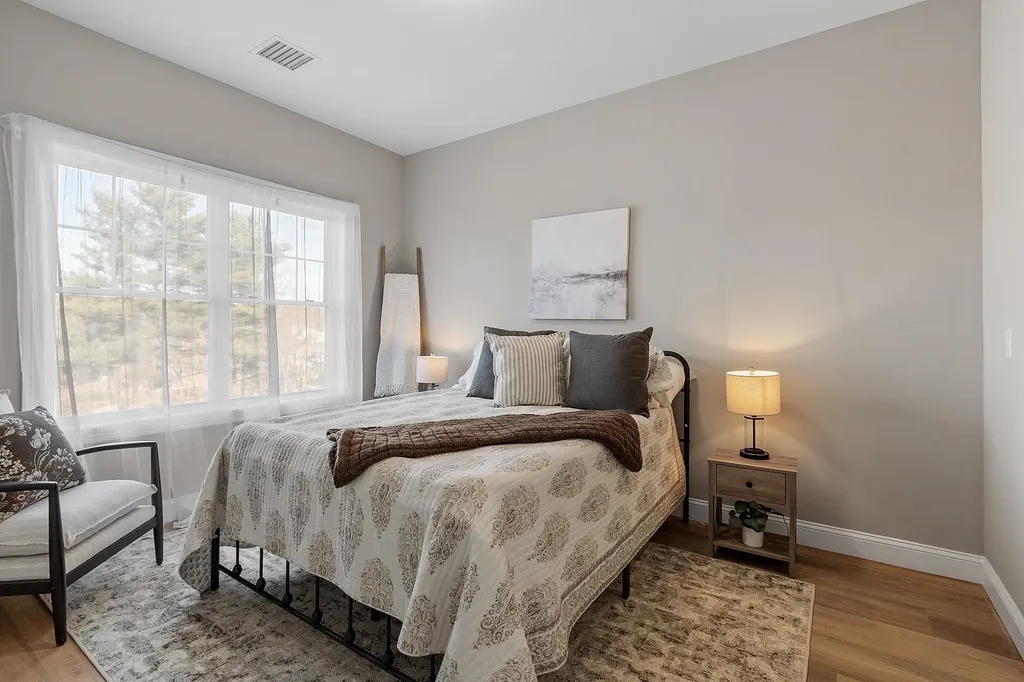 10100 S Willow Street Manchester NH 03103