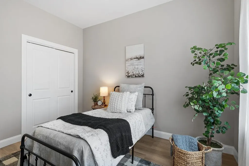 10100 S Willow Street Manchester NH 03103