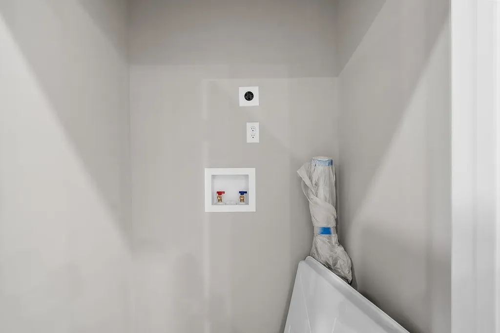 10100 S Willow Street Manchester NH 03103