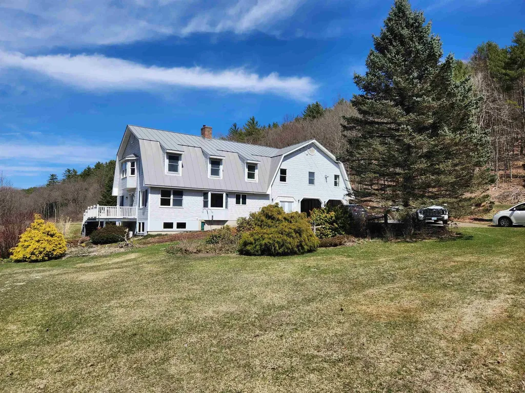 1118 Nh Route 12a Cornish NH 03745