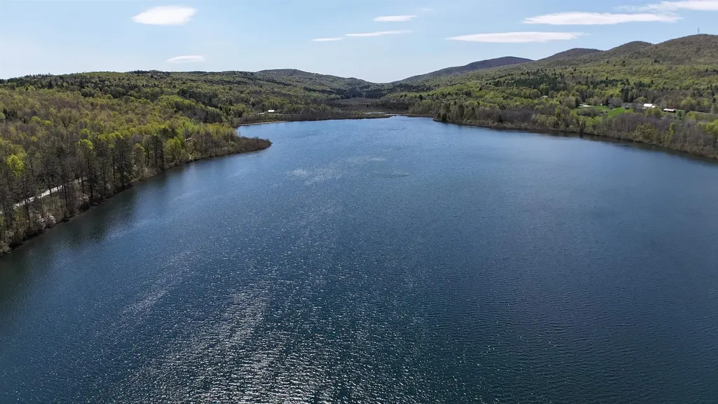 1824 Paine Turnpike South Berlin VT 05602-9093