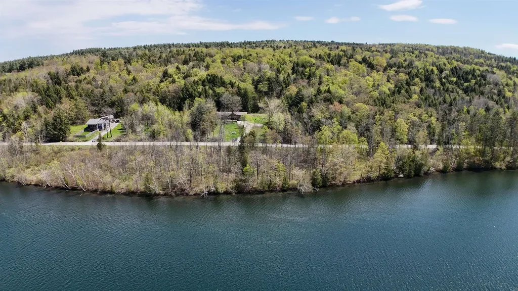 1824 Paine Turnpike South Berlin VT 05602-9093