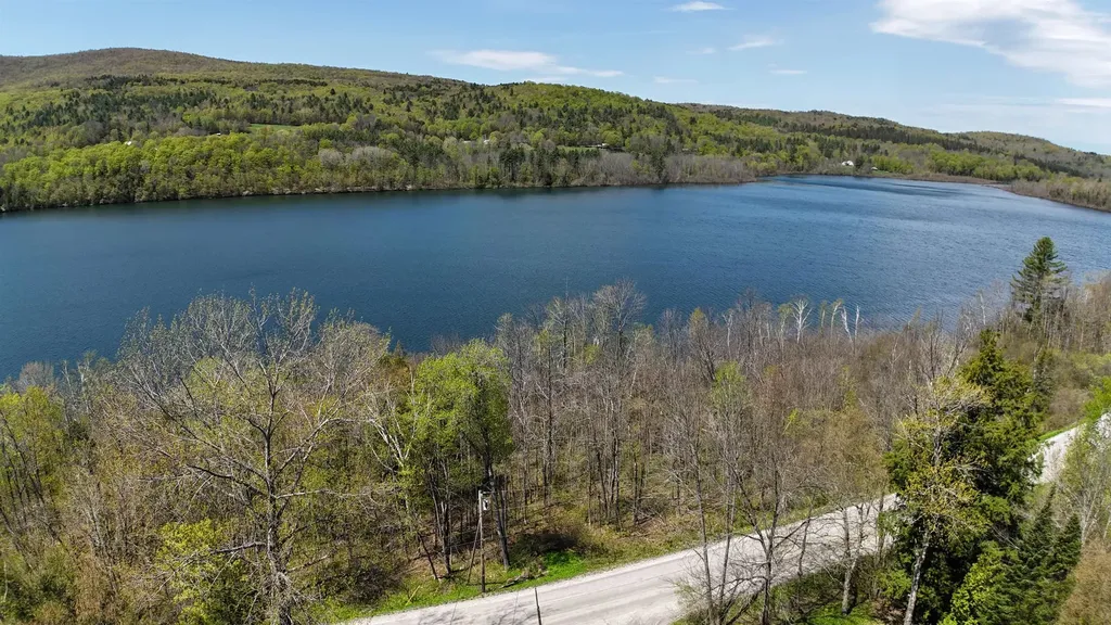 1824 Paine Turnpike South Berlin VT 05602-9093