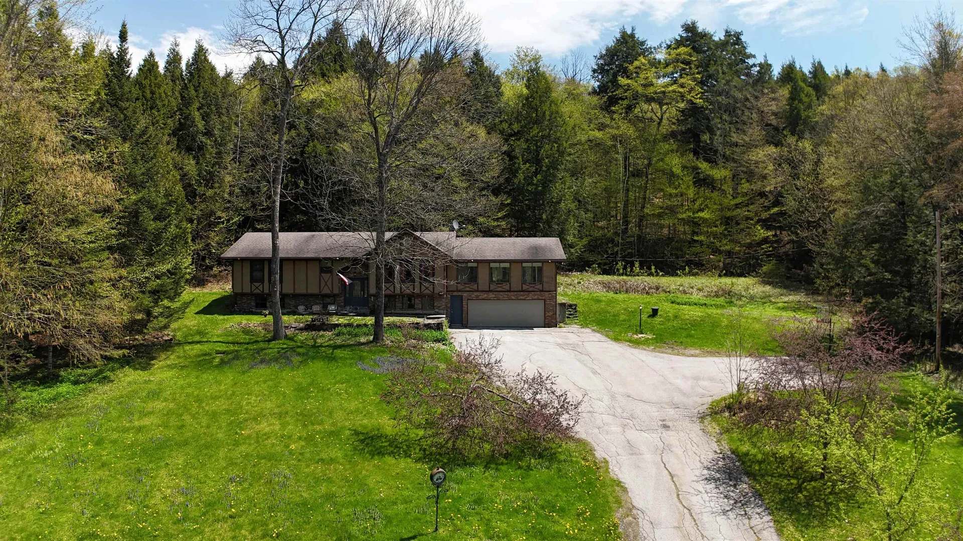 1824 Paine Turnpike South Berlin VT 05602-9093