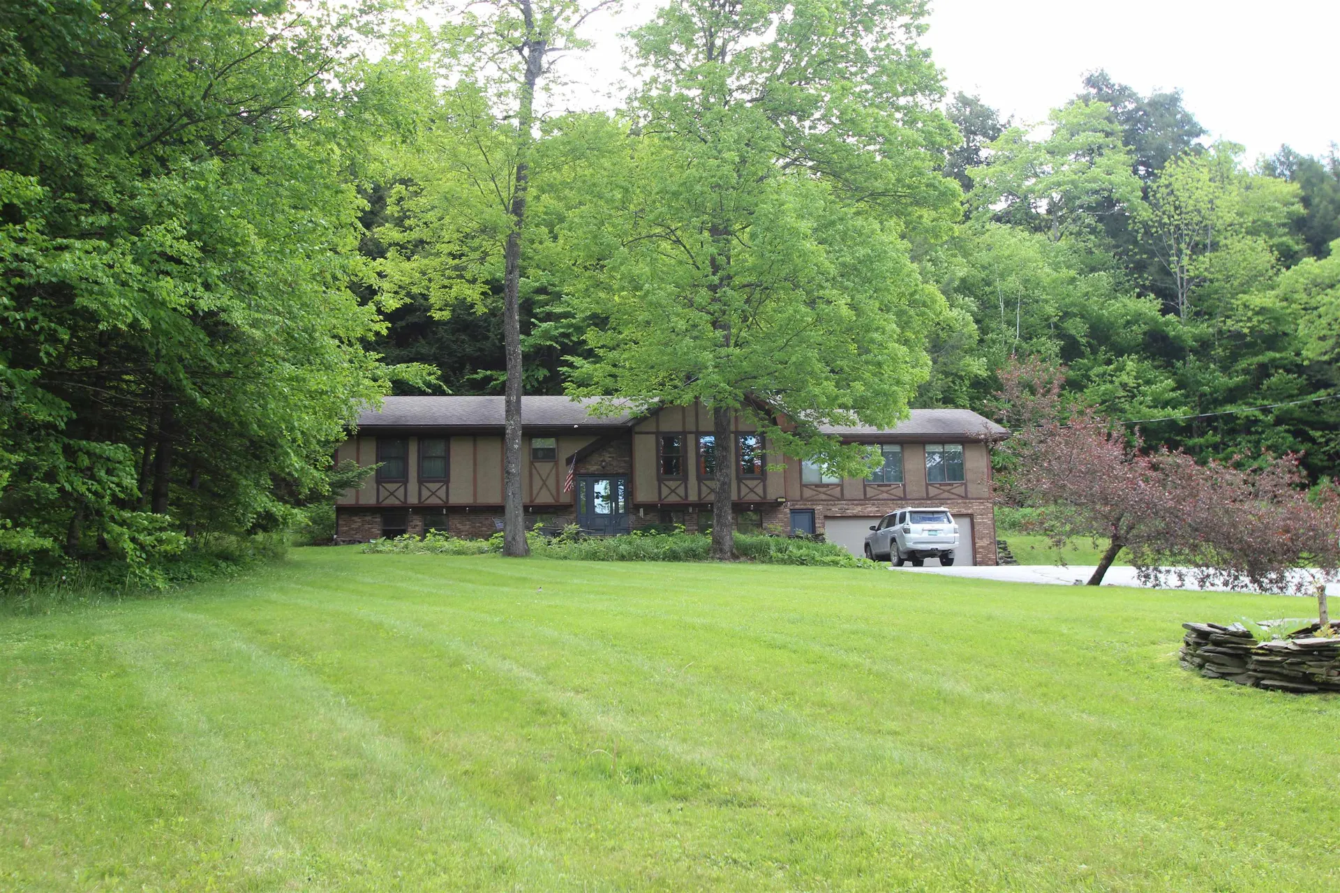 1824 Paine Turnpike South Berlin VT 05602-9093