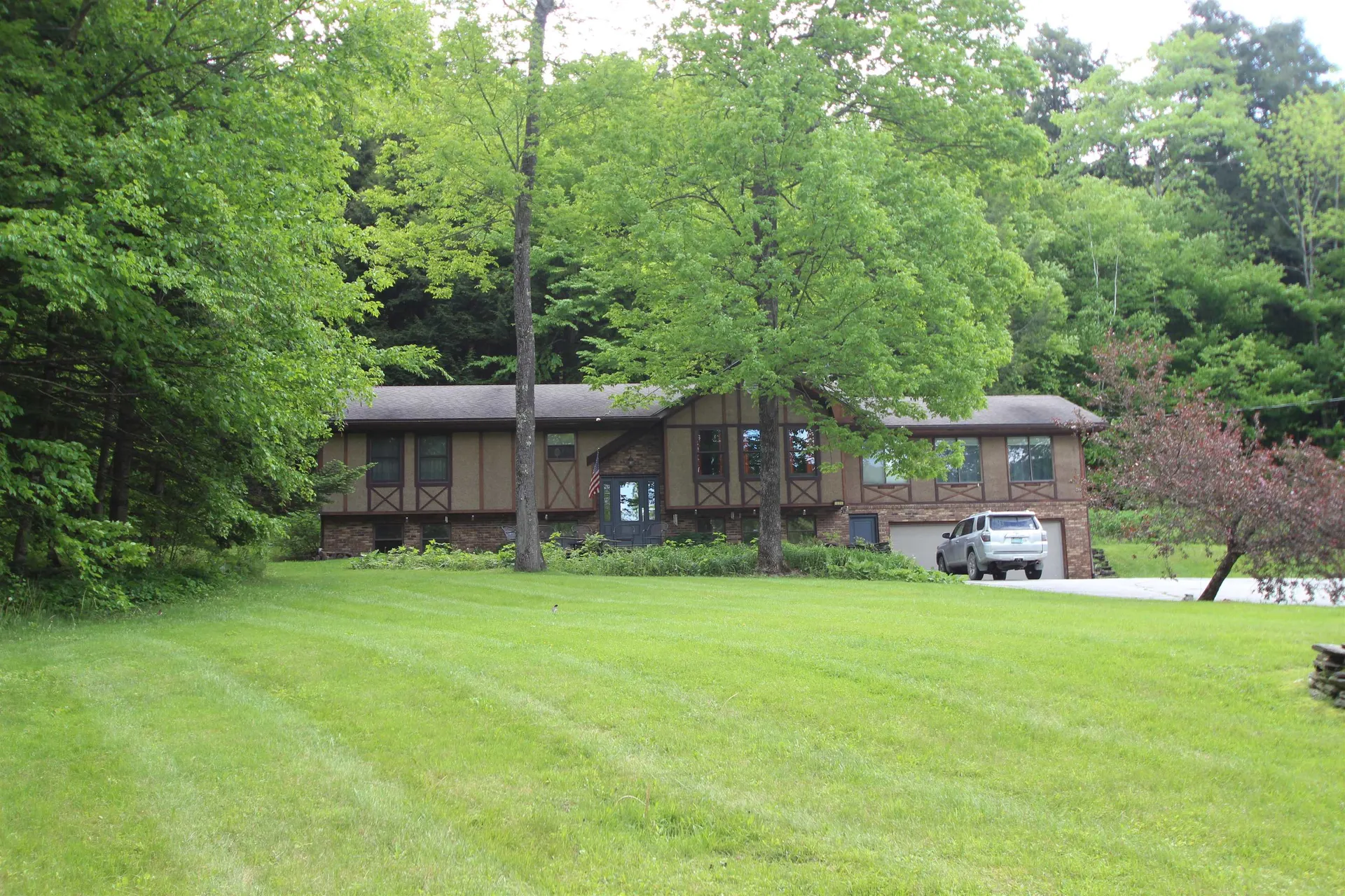 1824 Paine Turnpike South Berlin VT 05602-9093