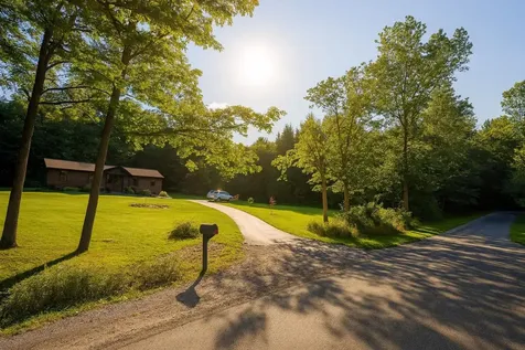 1824 Paine Turnpike South Berlin VT 05602-9093