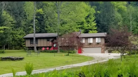 1824 Paine Turnpike South Berlin VT 05602-9093
