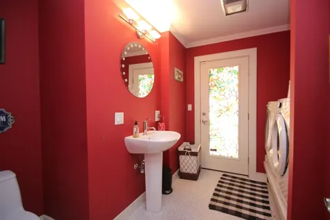 1824 Paine Turnpike South Berlin VT 05602-9093