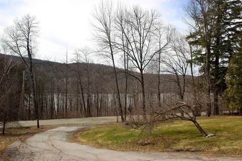 1824 Paine Turnpike South Berlin VT 05602-9093