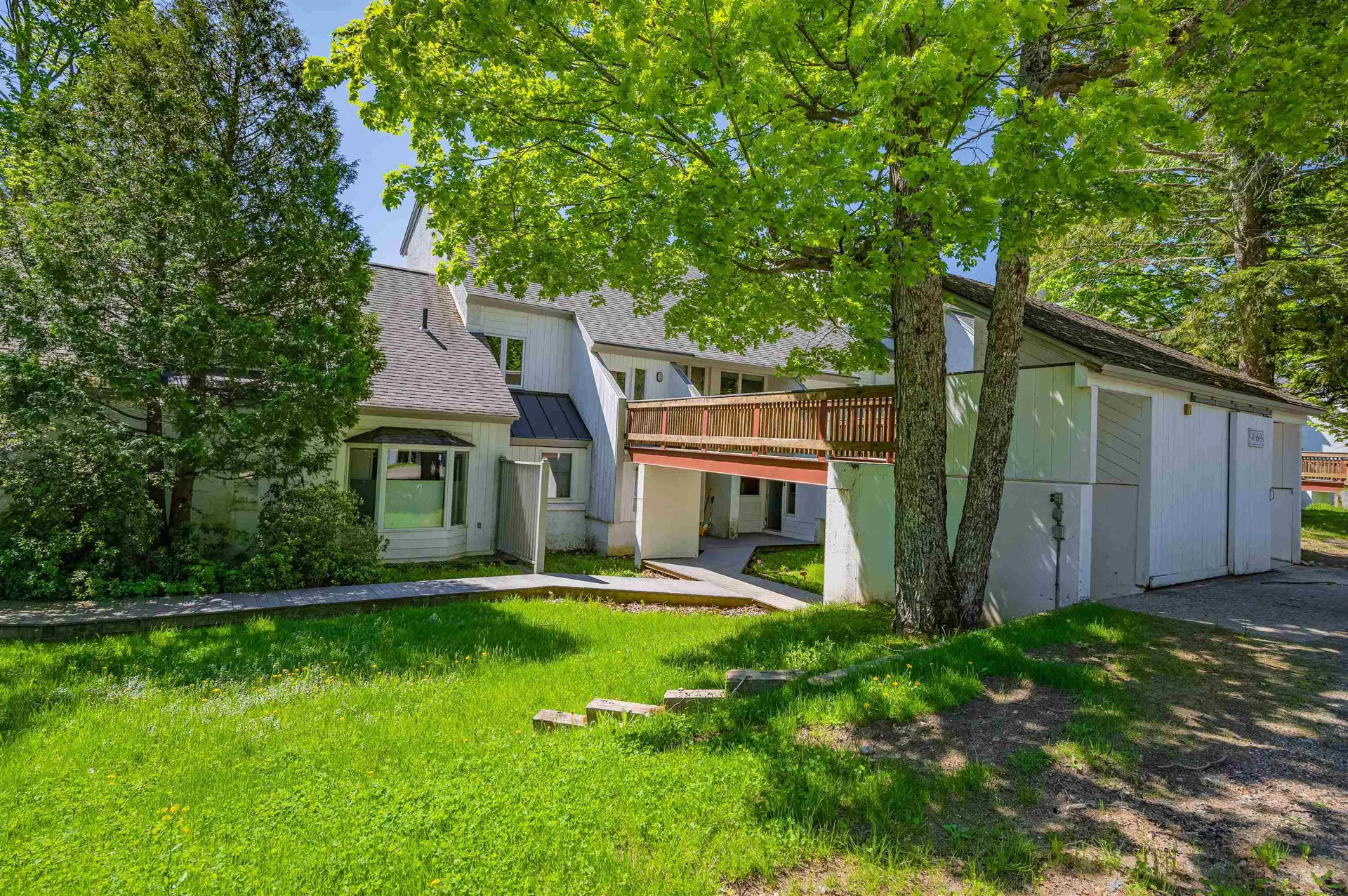 42 Lower Phase Road Warren VT 05673