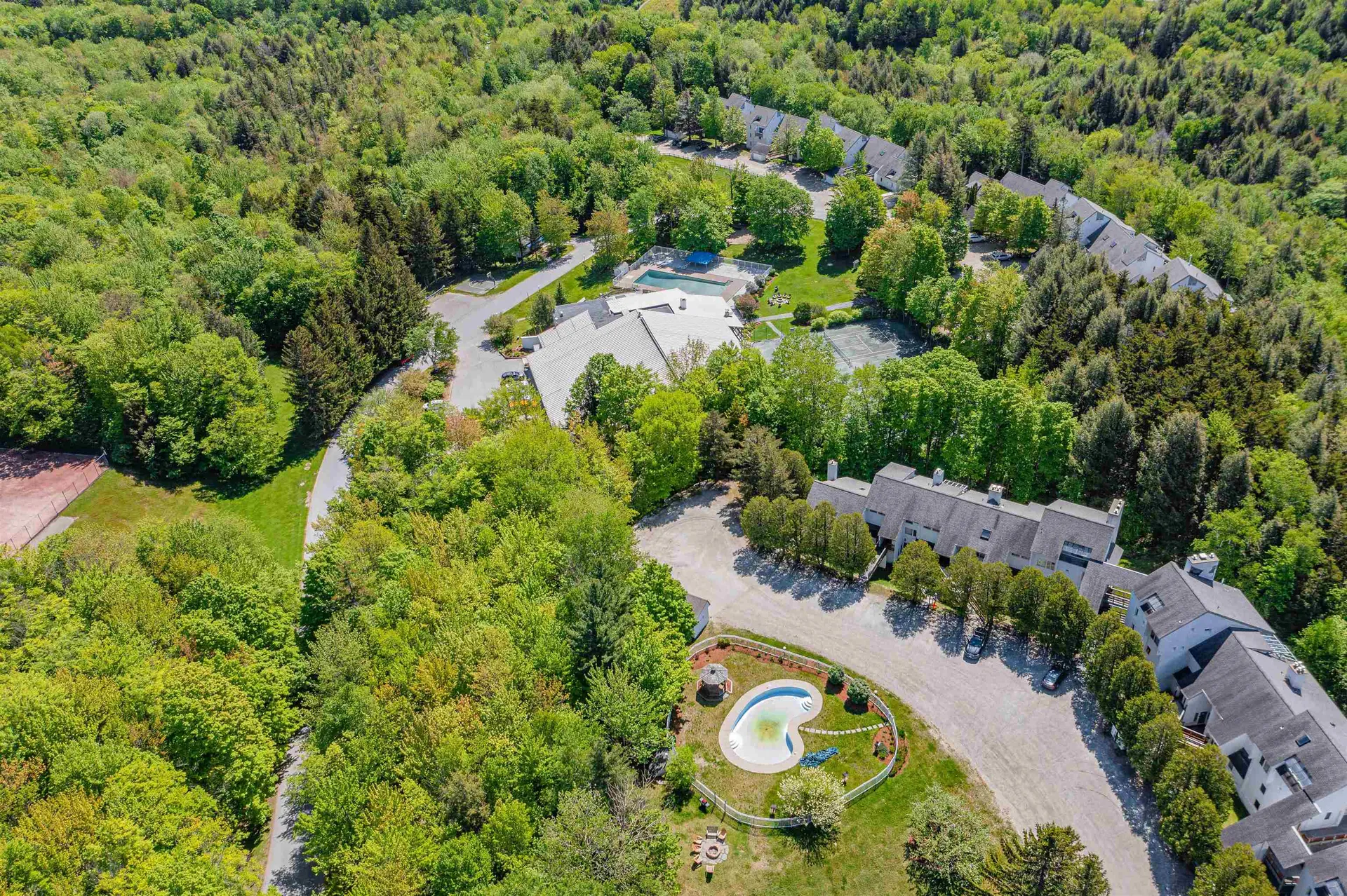 42 Lower Phase Road Warren VT 05673