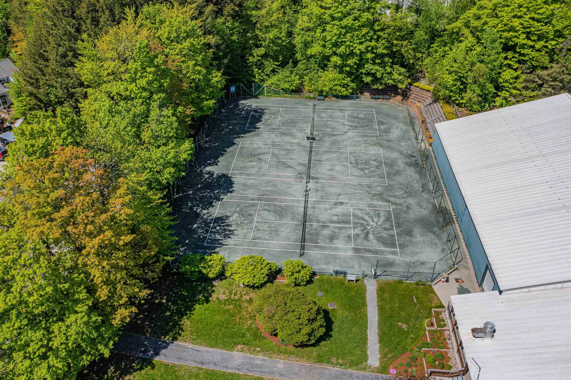 42 Lower Phase Road Warren VT 05673