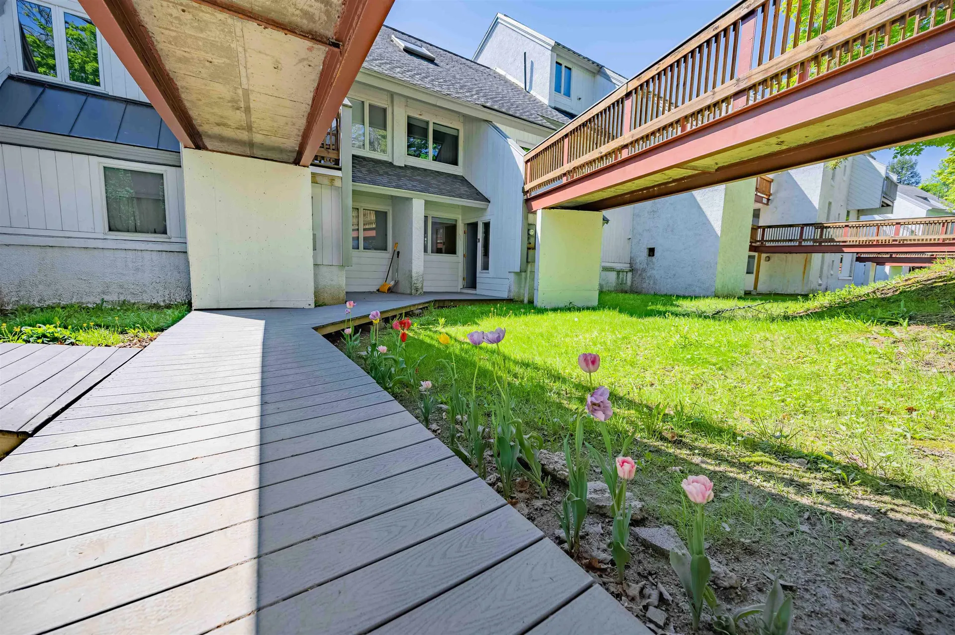 42 Lower Phase Road Warren VT 05673