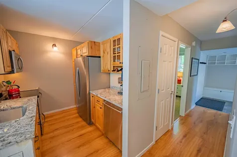 42 Lower Phase Road Warren VT 05673