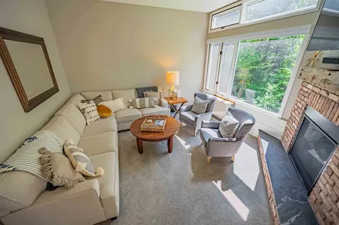 42 Lower Phase Road Warren VT 05673