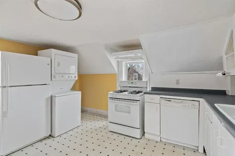 35 Convent Square Burlington VT 05401