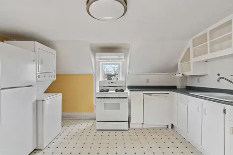 35 Convent Square Burlington VT 05401