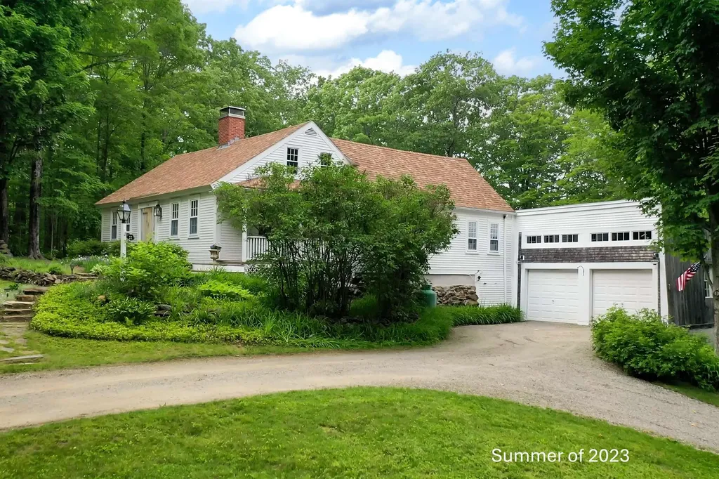 22 Bunker Lane Gilmanton NH 03237