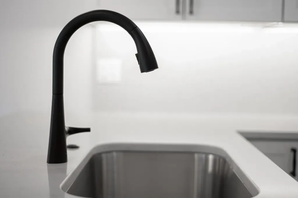 65 Centerwood Way Manchester NH 03102