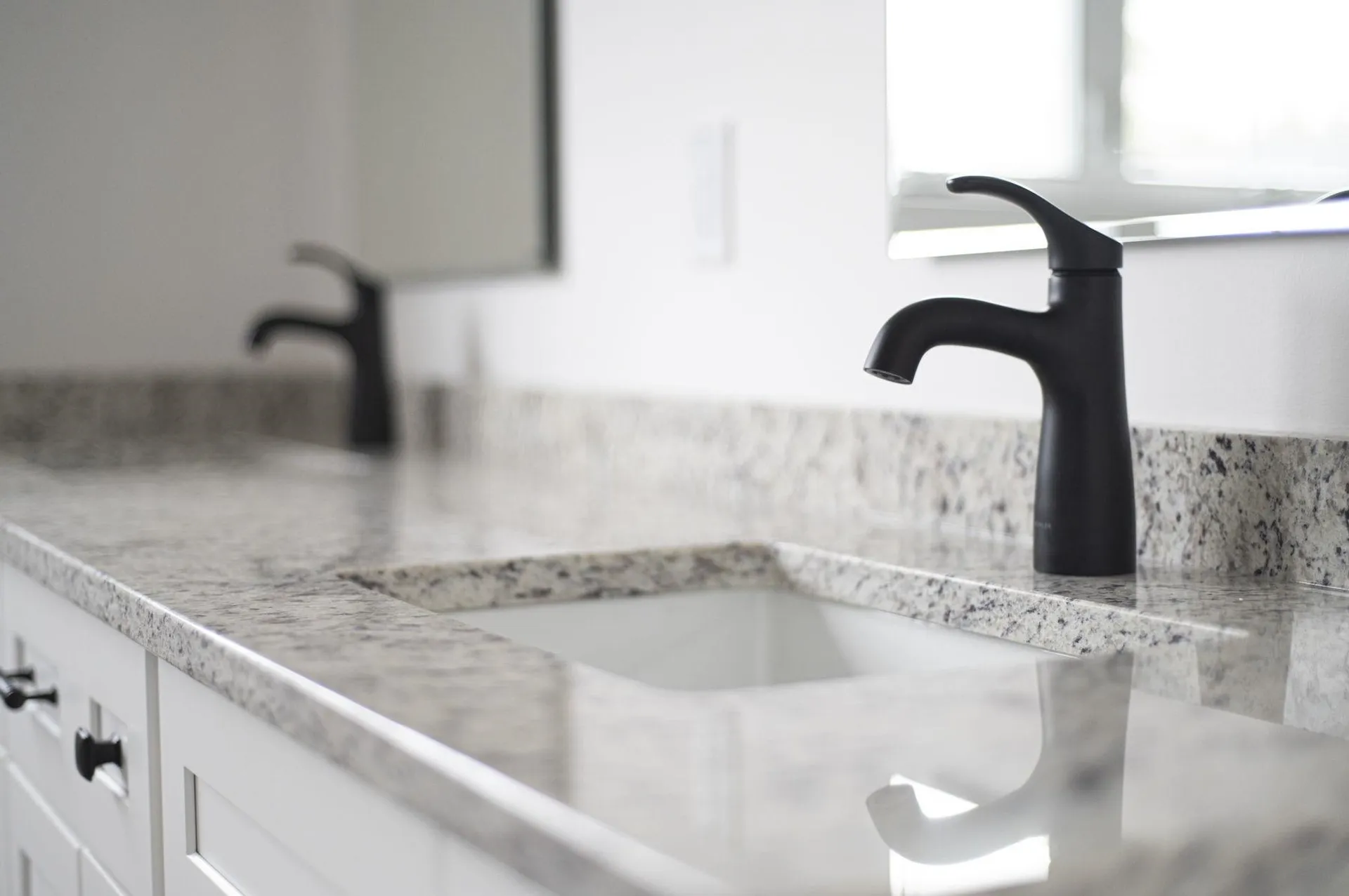 65 Centerwood Way Manchester NH 03102