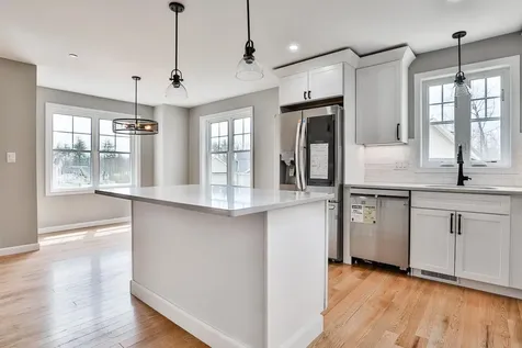 65 Centerwood Way Manchester NH 03102