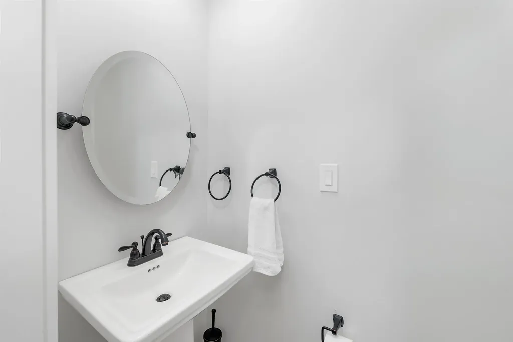 12 Wildwood Road Gilford NH 03249