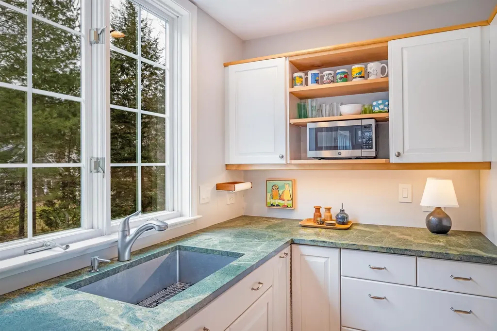 88 Quail Way Shelburne VT 05482