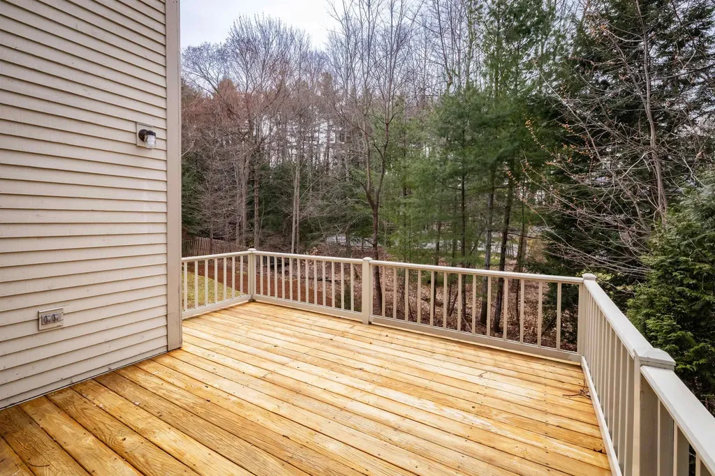 88 Quail Way Shelburne VT 05482