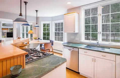 88 Quail Way Shelburne VT 05482