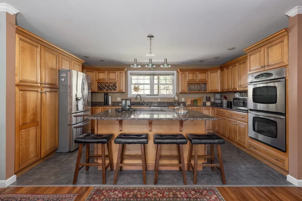 72 Codfish Hill Road Canaan NH 03741