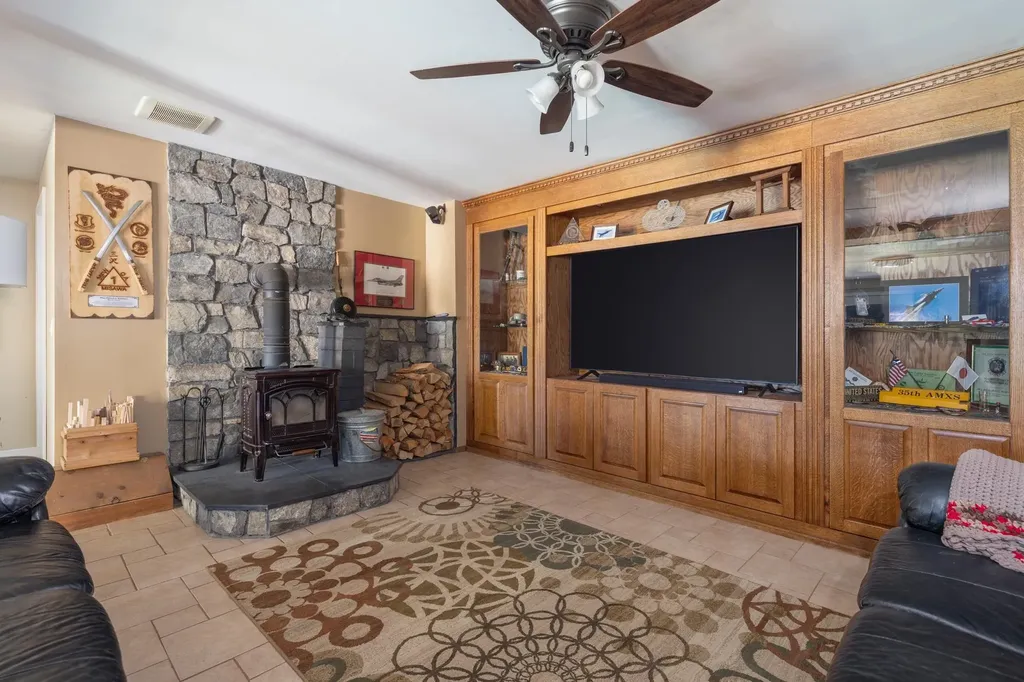 72 Codfish Hill Road Canaan NH 03741