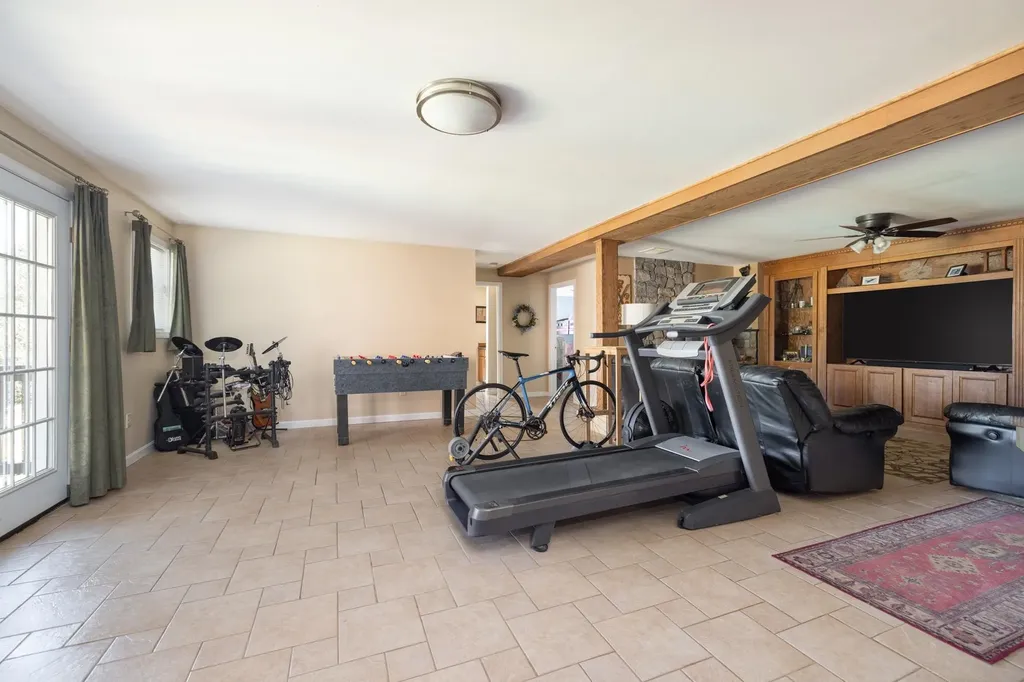 72 Codfish Hill Road Canaan NH 03741