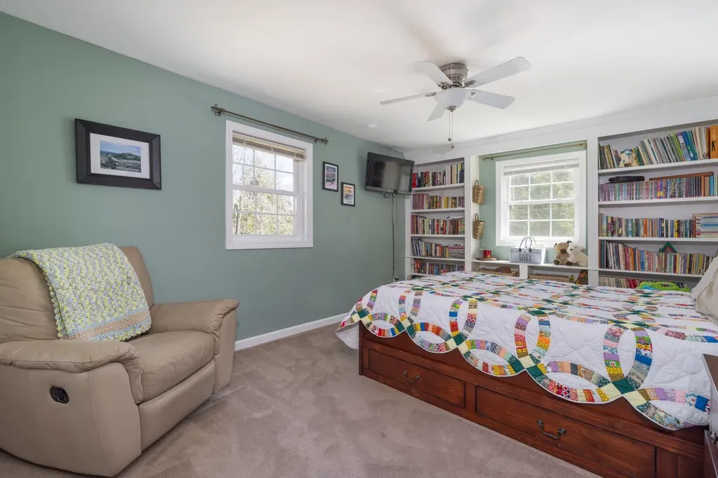 72 Codfish Hill Road Canaan NH 03741